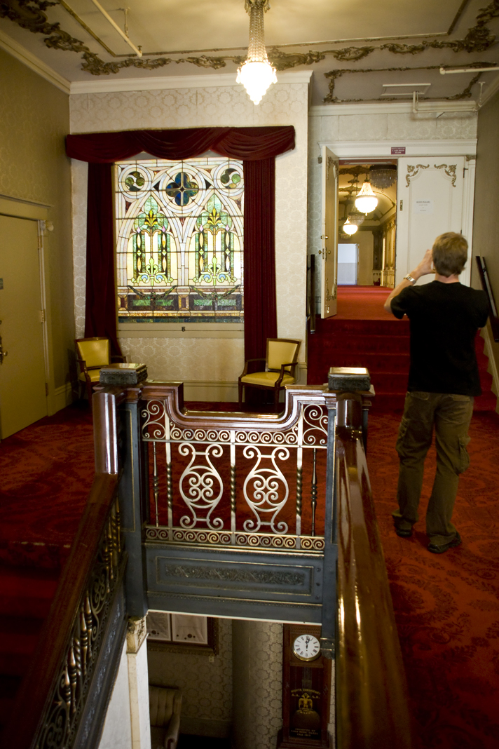 Second floor transition to 1908 section